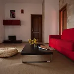 Residenze L'isola Surf House Порто-Полло
