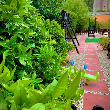 شقة فندقية Residenze L'isola Surf House 4*