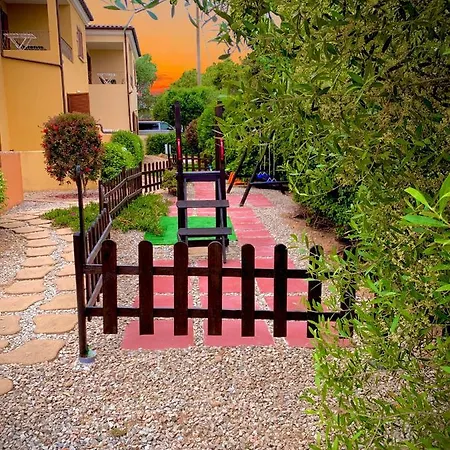 Residenze L'isola Surf House 4*