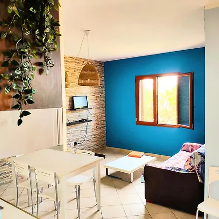 Apart Otel Residenze L'isola Surf House