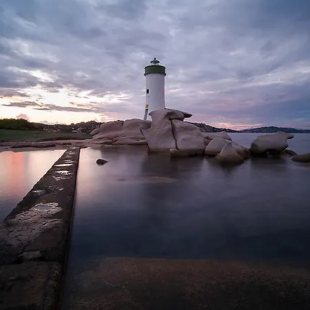 Residenze L'isola Surf House 4* Porto Pollo