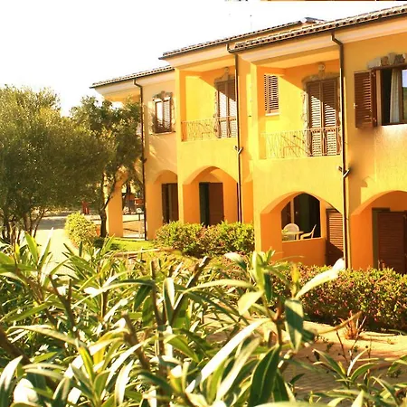 Residenze L'isola Surf House 4*