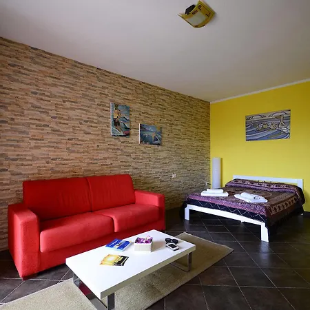 Residenze L'isola Surf House Apartmanhotel 4*