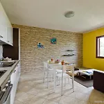 アパートホテル Residenze L'isola Surf House