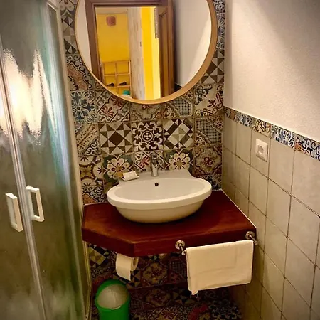 Residenze L'isola Surf House Hotel apartamentowy