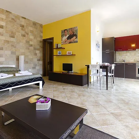 Residenze L'isola Surf House 3*