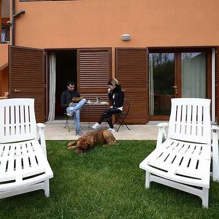 Residenze L'isola Surf House Hotel apartamentowy