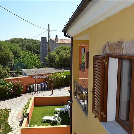 Residenze L'isola Surf House 3*