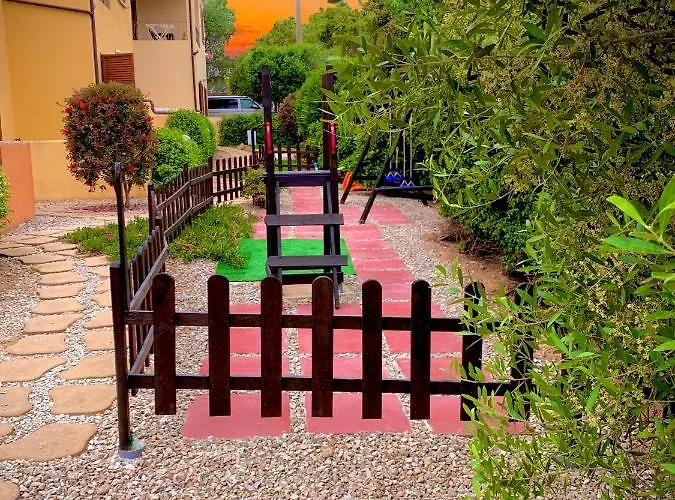 Residenze L'isola Surf House 4*