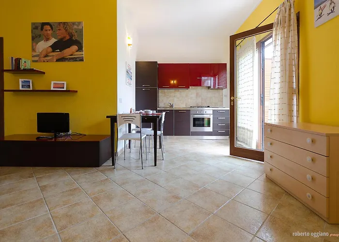 Aparthotel Residenze L'isola Surf House